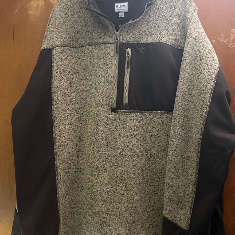 Men's Black and Gray Half-Zip Shirt